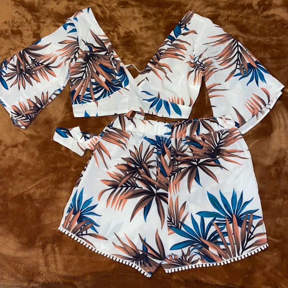 Shein Hawaiian 2 piece set.